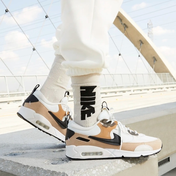 Nike Air Max 90 Futura Phantom/HempSandrift/Black Women's Shoes Size 6.5 - Picture 3 of 15